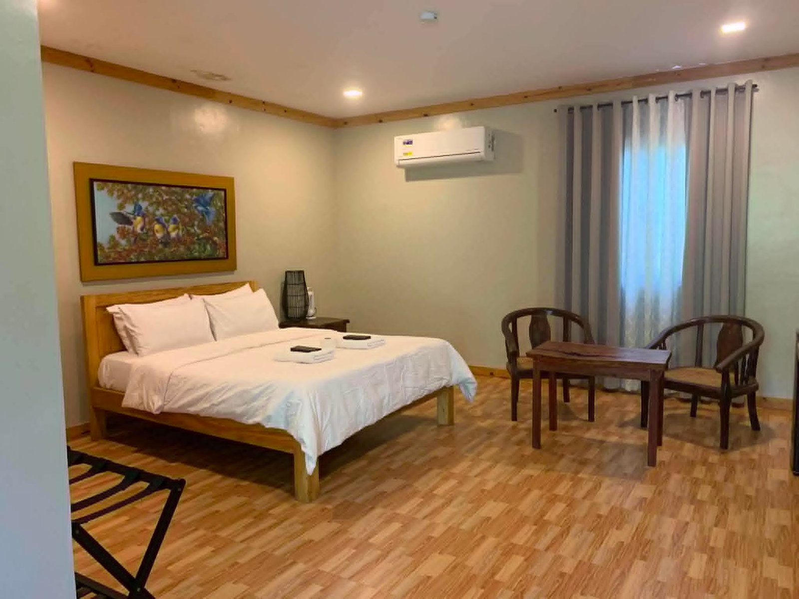 Queen Room